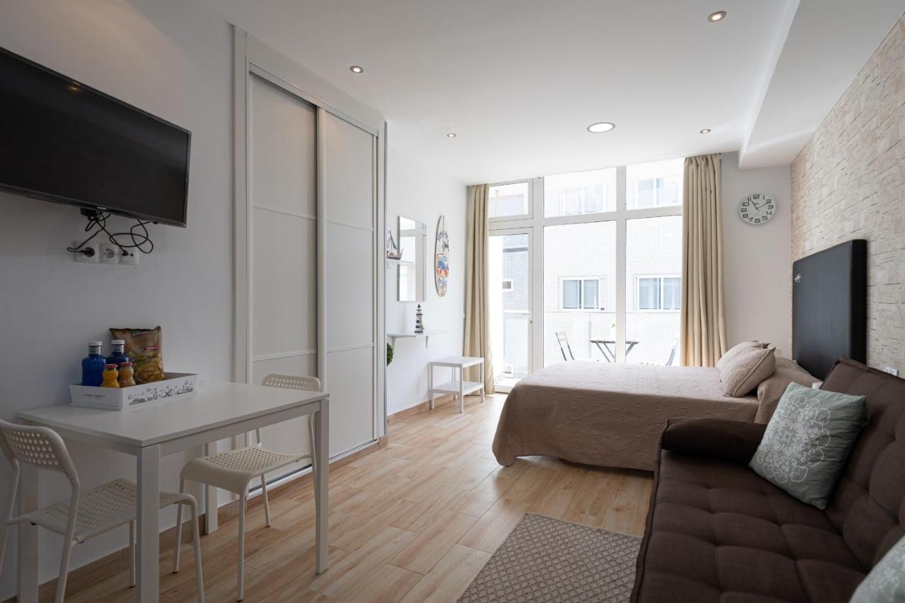 Homeforguest Studio Westerling Beach By Las Canteras Las Palmas Buitenkant foto