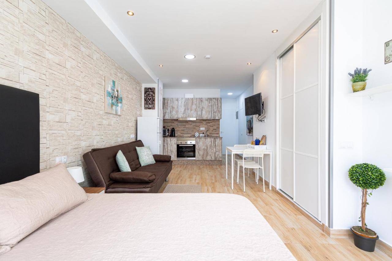 Homeforguest Studio Westerling Beach By Las Canteras Las Palmas Buitenkant foto